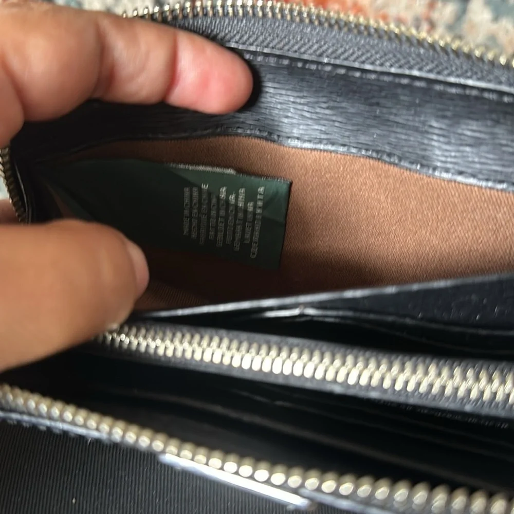 Lauren Ralph Lauren zippered wallet - Picture 5 of 8